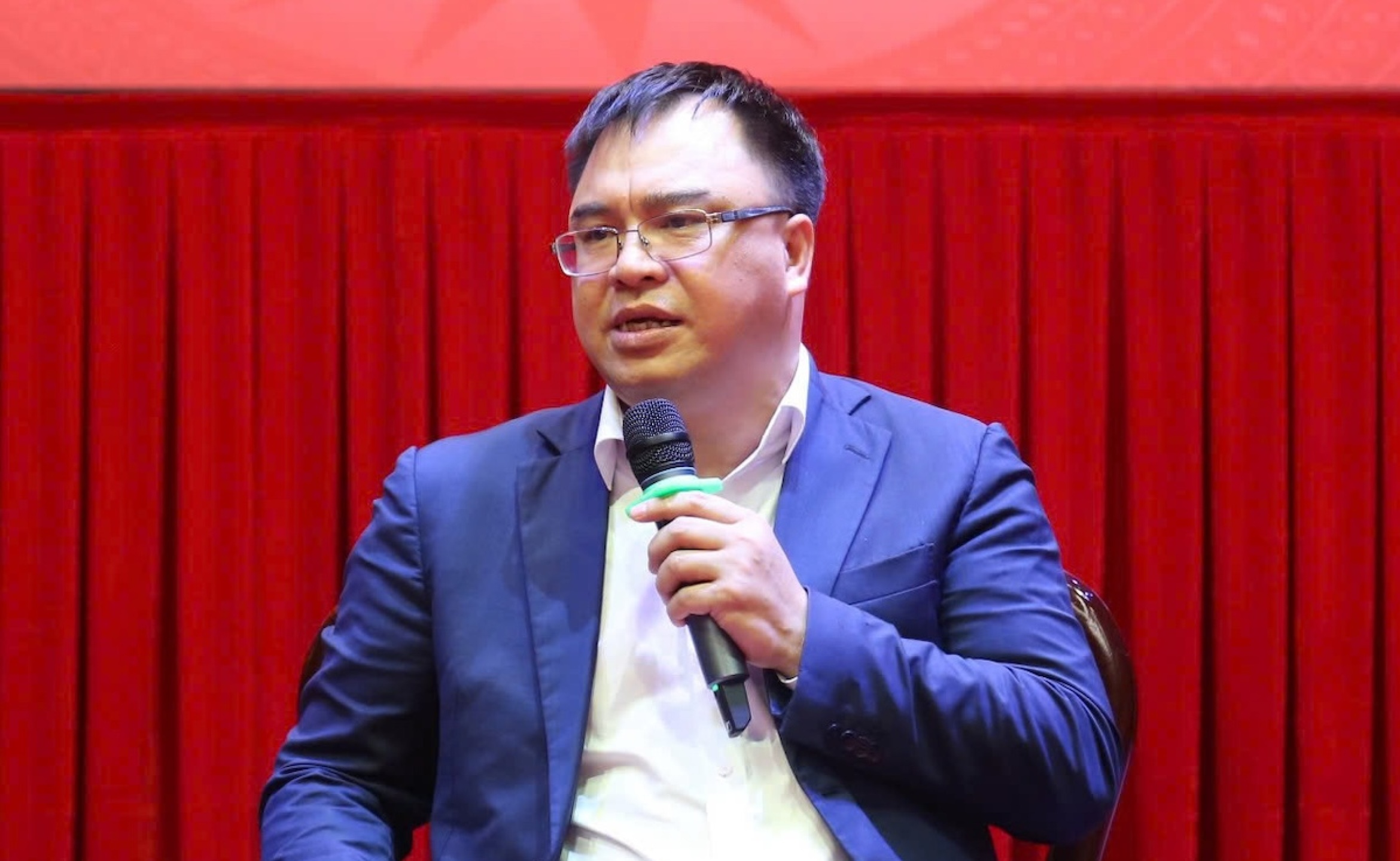 不应将4万至5万居民的坊与14万居民的坊'统一'